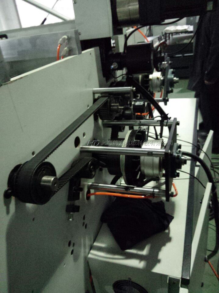 NAC空壓通軸離合器用在覆膜機上 NAC空壓通軸離合器